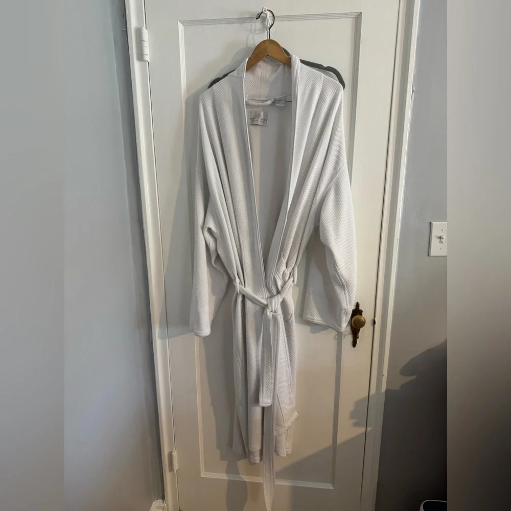 Elegant White, Women's Robe size XXL - Picture 1 of 5